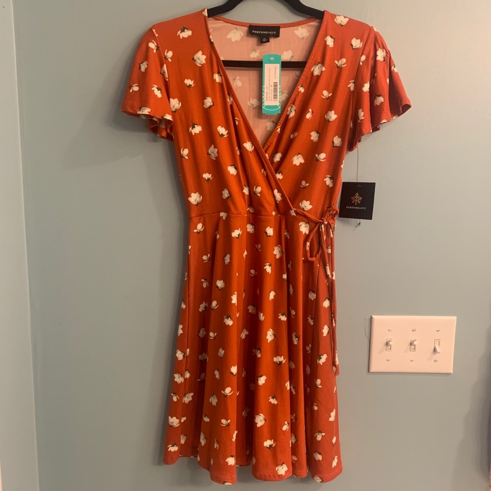 NWT Fortune & Ivy Faux Wrap Kegan Floral Dress
